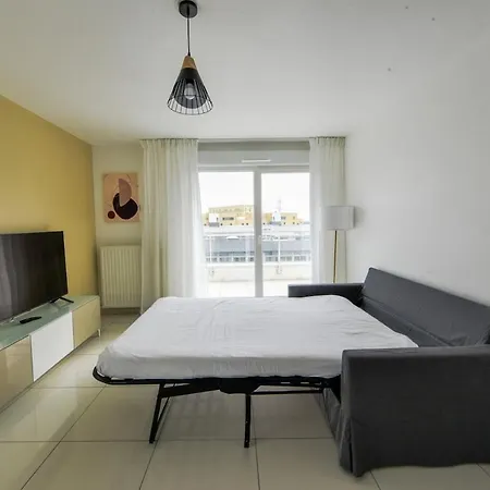 Apartmán Modern 2-bedroom Apartment, 6 People, 40 Min From Paris *