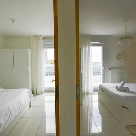 Modern 2-bedroom Apartment, 6 People, 40 Min From Paris Apartmán Courcouronnes