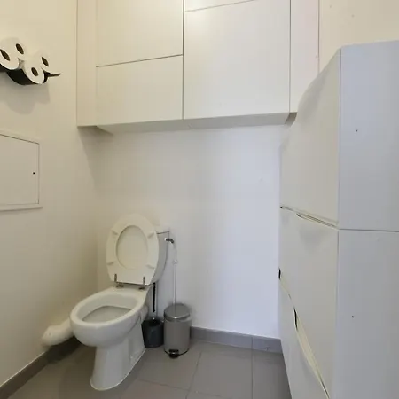 Apartmán Modern 2-bedroom Apartment, 6 People, 40 Min From Paris *