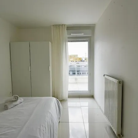 Modern 2-bedroom Apartment, 6 People, 40 Min From Paris Apartmán